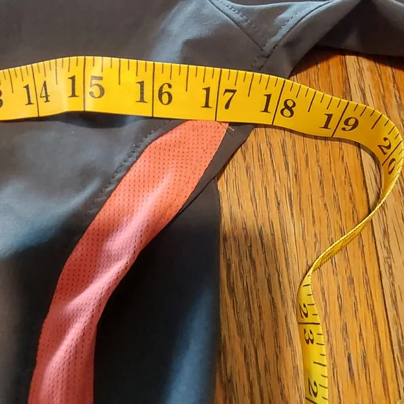 North face jacket - Picture 5 of 6